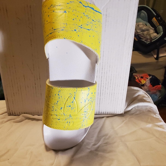 COPY - Custom Splatter mens Adidas Slides - Picture 3 of 3